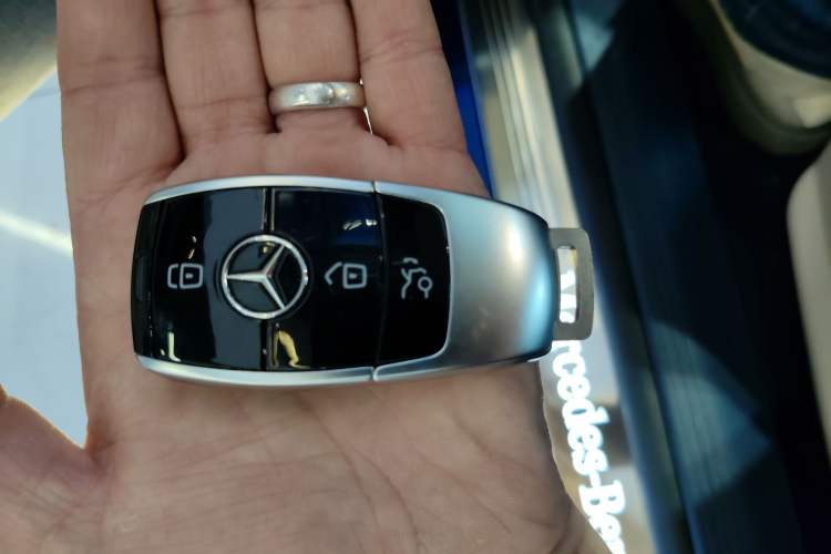 Used Mercedes-Benz E-Class 2021 Facelift E 260 Coupe Vehicle Key