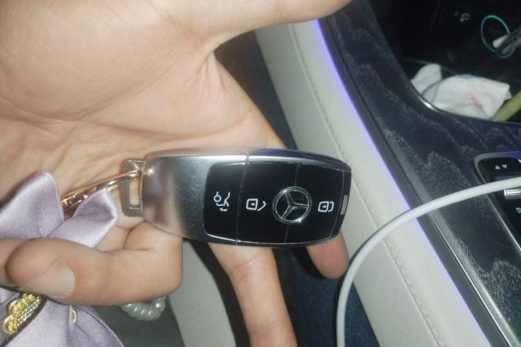 Used Mercedes-Benz E-Class 2021 Facelift E 260 Coupe Vehicle Key