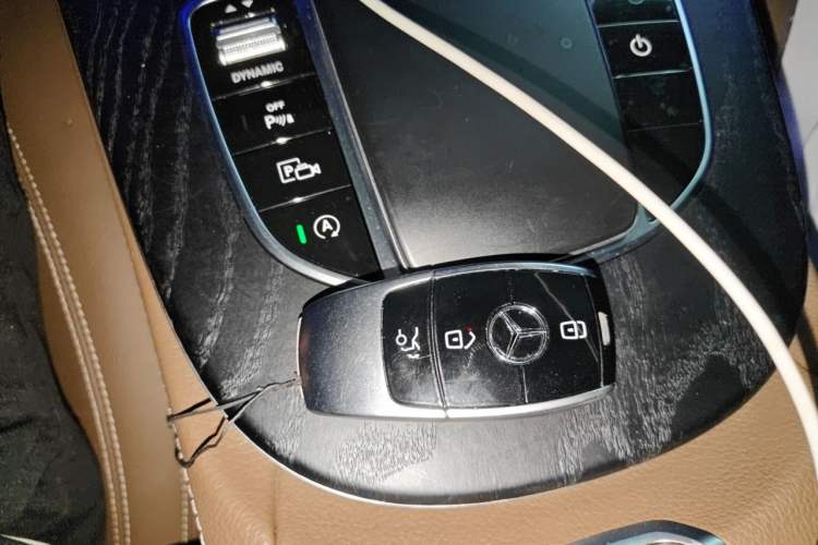 Used Mercedes-Benz E-Class 2021 Updated E 260 Fashion Sport Edition Vehicle Key