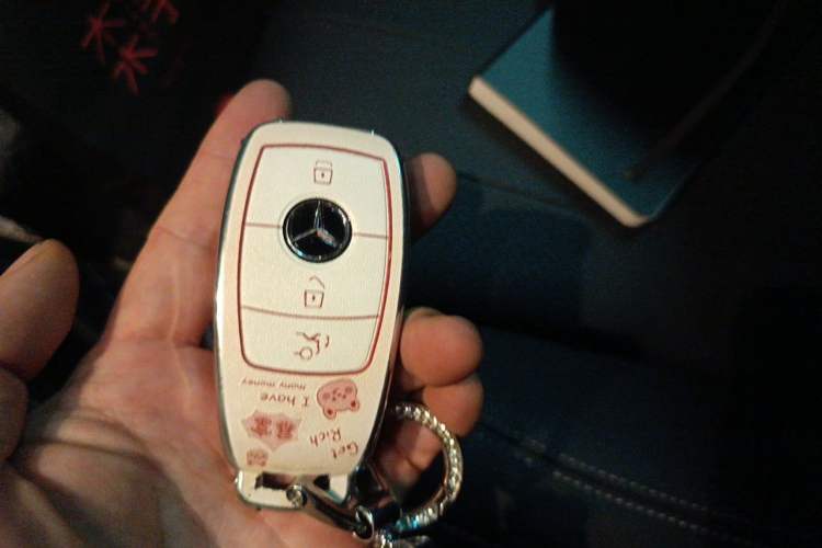 Used Mercedes-Benz E-Class 2021 Updated E 260 Fashion Sport Edition Vehicle Key