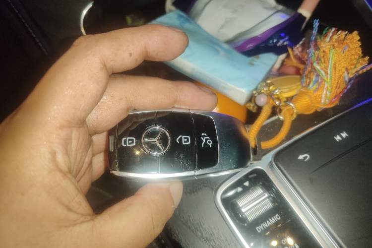 Used Mercedes-Benz E-Class 2021 Updated E 260 Fashion Sport Edition Vehicle Key