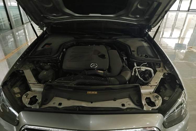 Used Mercedes-Benz E-Class 2021 E 300 L Luxury Model Engine Bay