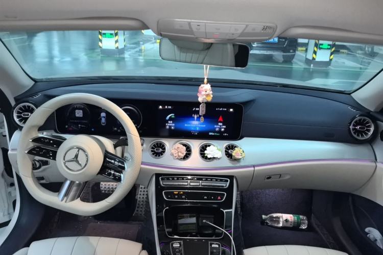 Used Mercedes-Benz E-Class 2021 Facelift E 260 Coupe Center Console