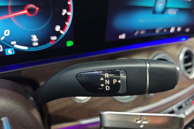 Used Mercedes-Benz E-Class 2021 Facelift E 260 L Gear Lever