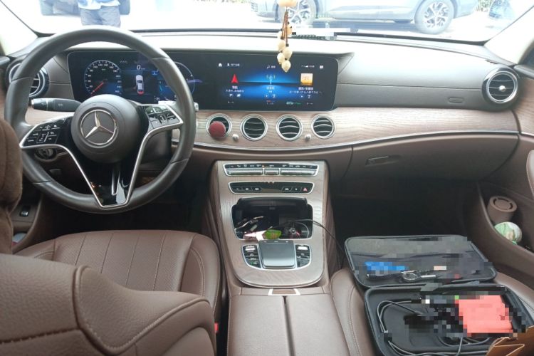 Used Mercedes-Benz E-Class 2021 E 300 L Stylish Model Center Console