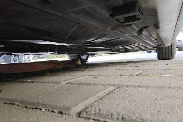 Used Mercedes-Benz E-Class 2021 E 300 L Sporty and Stylish Model Chassis Rear Right