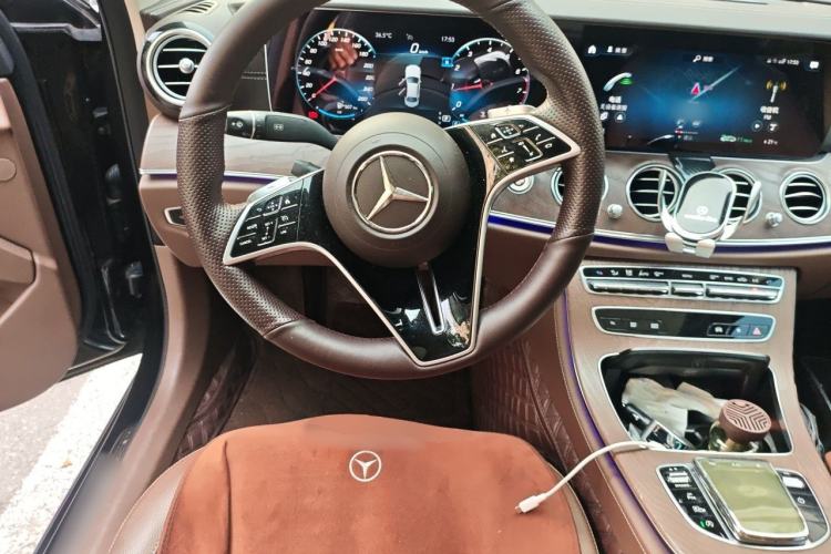 Used Mercedes-Benz E-Class 2021 E 300 L Stylish Model Steering Wheel