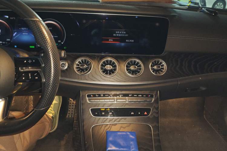 Used Mercedes-Benz E-Class 2021 E 260 Coupe Audio And AC Panel