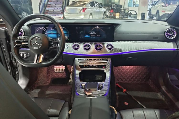 Used Mercedes-Benz E-Class 2021 E 260 Coupe Center Console