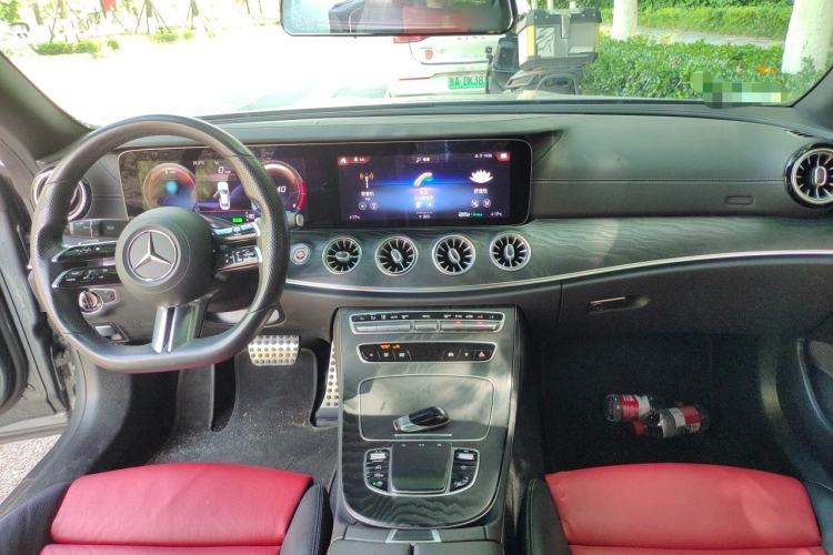 Used Mercedes-Benz E-Class 2021 E 260 Coupe Center Console