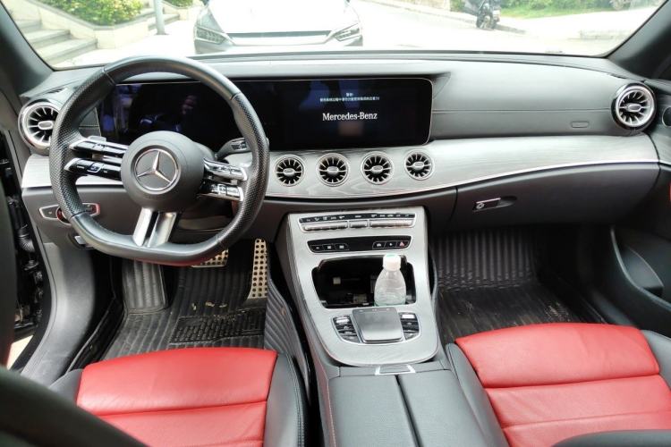 Used Mercedes-Benz E-Class 2021 Facelift E 260 Coupe Center Console