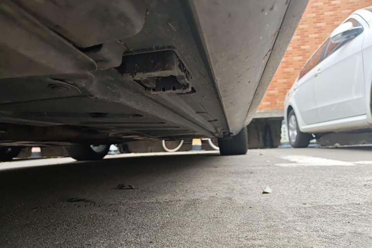 Used Mercedes-Benz E-Class 2021 E 300 L Sporty and Stylish Model Chassis Front Left