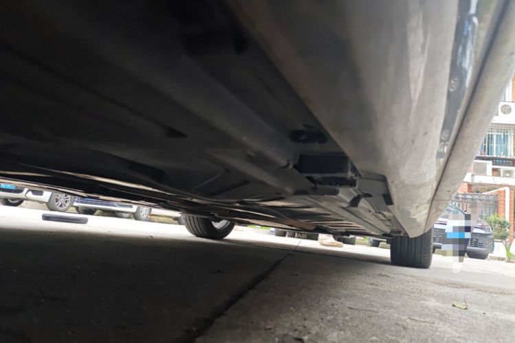 Used Mercedes-Benz E-Class 2021 E 300 L Sporty and Stylish Model Chassis Rear Right