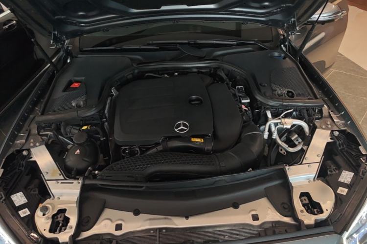 Used Mercedes-Benz E-Class 2021 Restyled E 300 L Luxury Edition Engine Bay