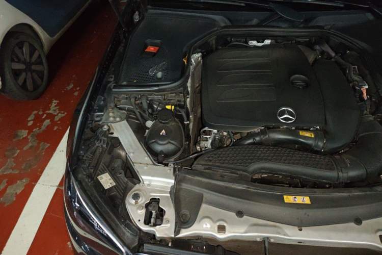 Used Mercedes-Benz E-Class 2021 E 260 Coupe Engine Bay Right