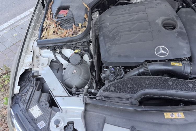 Used Mercedes-Benz E-Class 2021 Facelift E 260 Coupe Engine Bay Right