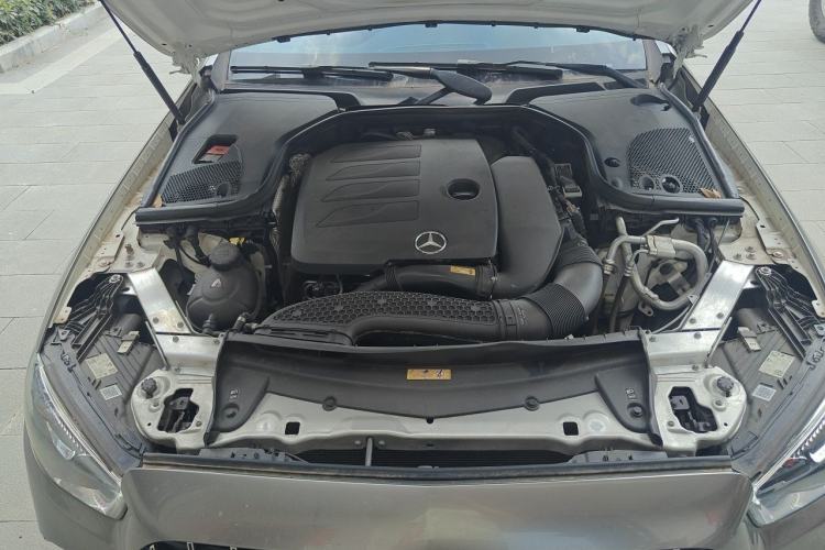 Used Mercedes-Benz E-Class 2021 E 300 Coupe Engine Bay