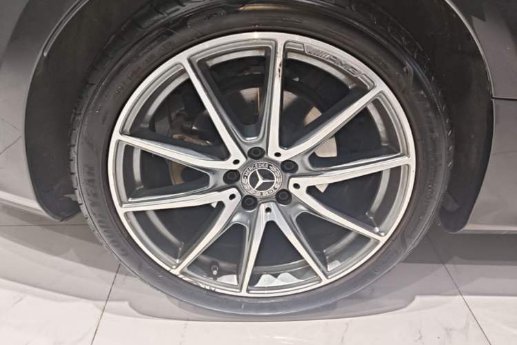 Used Mercedes-Benz E-Class 2021 E 260 Coupe Exterior 3