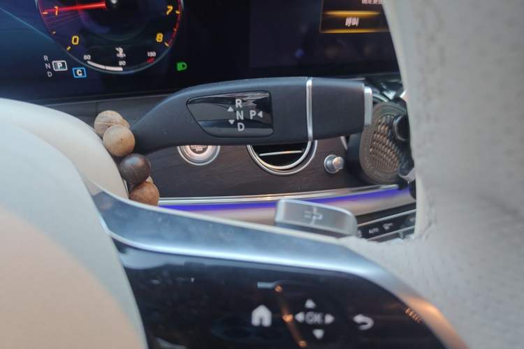 Used Mercedes-Benz E-Class 2021 E 300 L Sporty and Stylish Model Gear Lever
