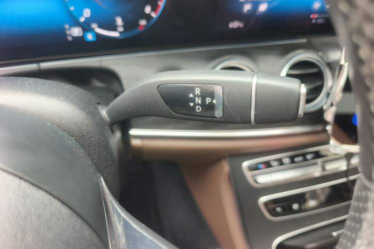 Used Mercedes-Benz E-Class 2021 E 300 L Sporty and Stylish Model Gear Lever