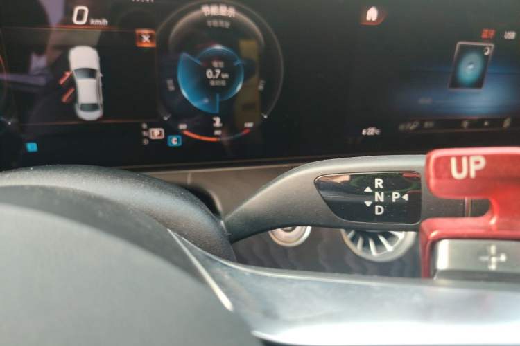 Used Mercedes-Benz E-Class 2021 Updated E 260 Fashion Sport Edition Gear Lever