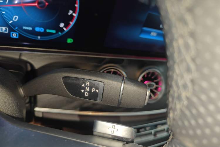 Used Mercedes-Benz E-Class 2021 E 260 Coupe Gear Lever