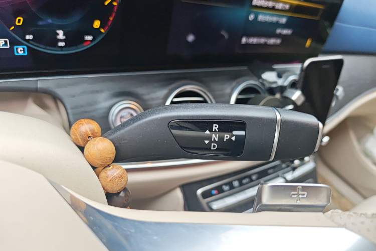 Used Mercedes-Benz E-Class 2021 E 300 L Sporty and Stylish Model Gear Lever