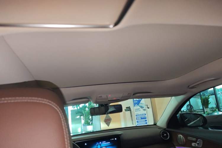 Used Mercedes-Benz E-Class 2021 Restyled E 300 L Luxury Edition Headliner