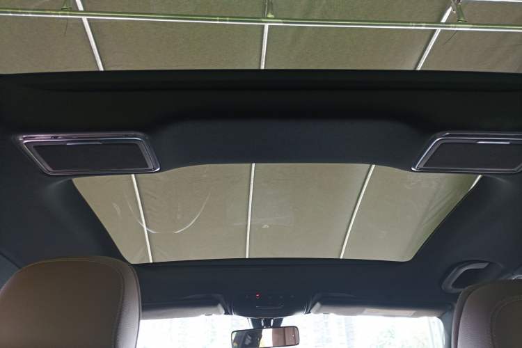 Used Mercedes-Benz E-Class 2021 Facelift E 260 L Sport Edition Headliner