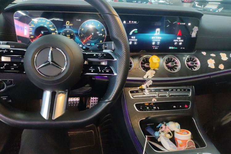 Used Mercedes-Benz E-Class 2021 E 260 Coupe Interior 2