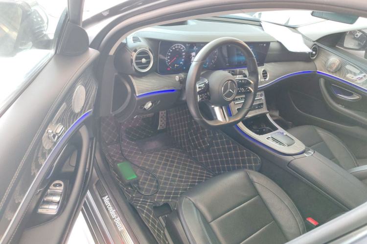 Used Mercedes-Benz E-Class 2021 E 300 L Sport Premium Edition Interior 3
