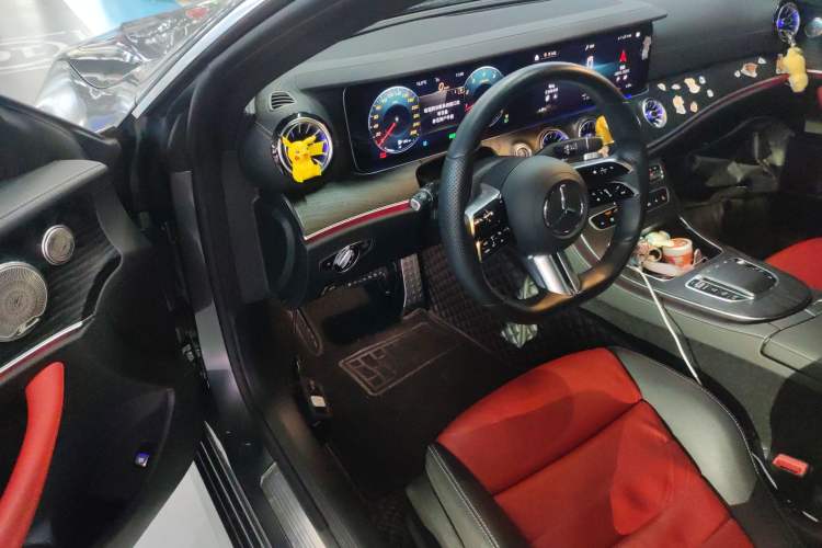 Used Mercedes-Benz E-Class 2021 E 260 Coupe Interior 3