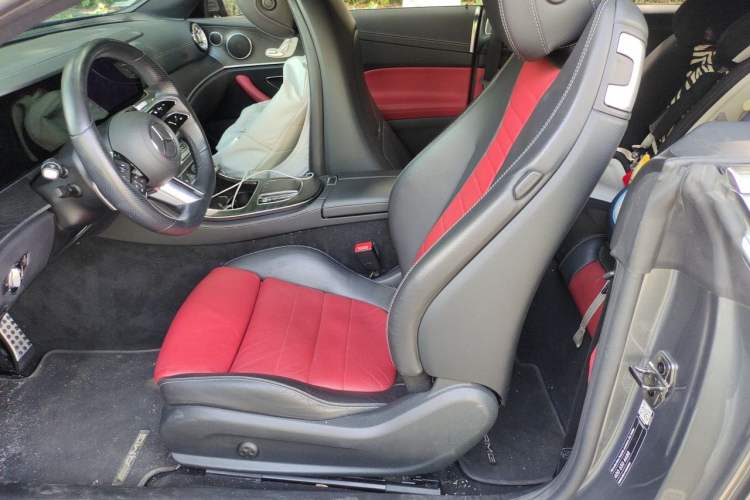 Used Mercedes-Benz E-Class 2021 E 260 Coupe Left Front Seat