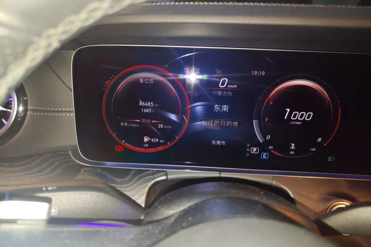 Used Mercedes-Benz E-Class 2021 Restyled E 260 Luxury Sports Edition Odometer Close Up