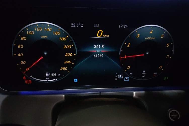 Used Mercedes-Benz E-Class 2021 Facelift E 300 Coupe Odometer Close Up