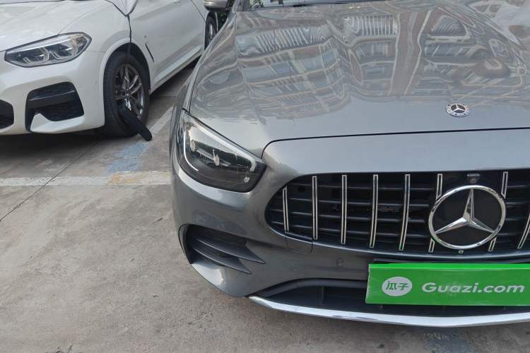 Used Mercedes-Benz E-Class 2021 E 300 L Sporty and Stylish Model Right Front Headlight