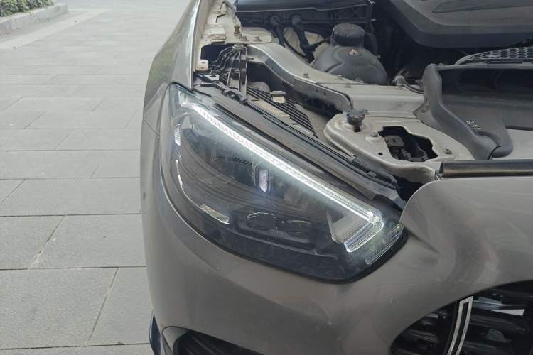 Used Mercedes-Benz E-Class 2021 E 300 Coupe Right Front Headlight