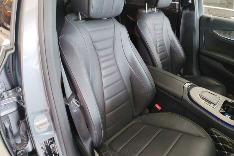 Used Mercedes-Benz E-Class 2021 E 300 L Sport Premium Edition Right Front Seat