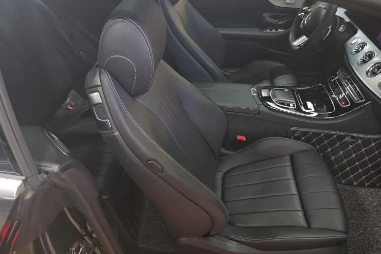 Used Mercedes-Benz E-Class 2021 Facelift E 300 Coupe Right Front Seat
