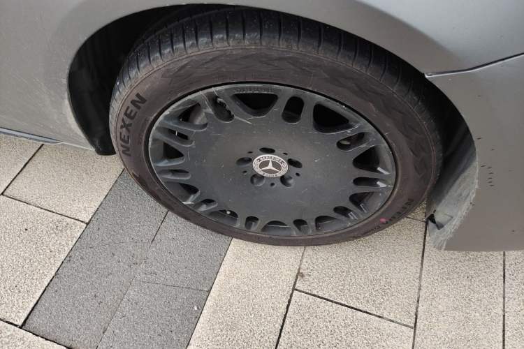 Used Mercedes-Benz E-Class 2021 Facelift E 300 L Stylish Edition Right Front Wheel Hub