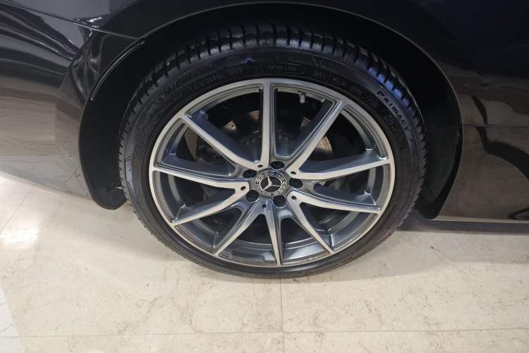 Used Mercedes-Benz E-Class 2021 Facelift E 300 Coupe Right Rear Wheel Hub
