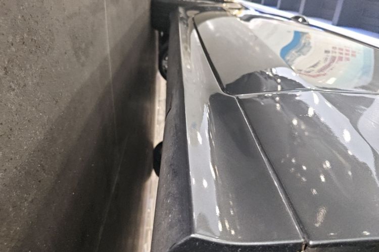 Used Mercedes-Benz E-Class 2021 E 260 Convertible Coupe Right Side Sill