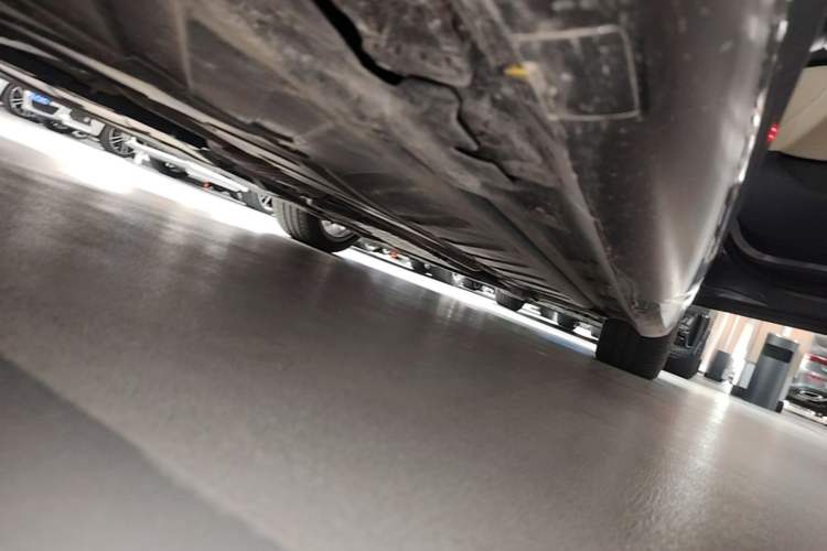 Used Mercedes-Benz E-Class 2021 Facelift E 260 Coupe Right Side Sill