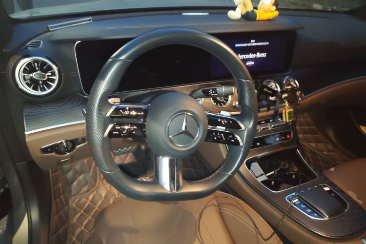 Used Mercedes-Benz E-Class 2021 Restyled E 260 Luxury Sports Edition Steering Wheel