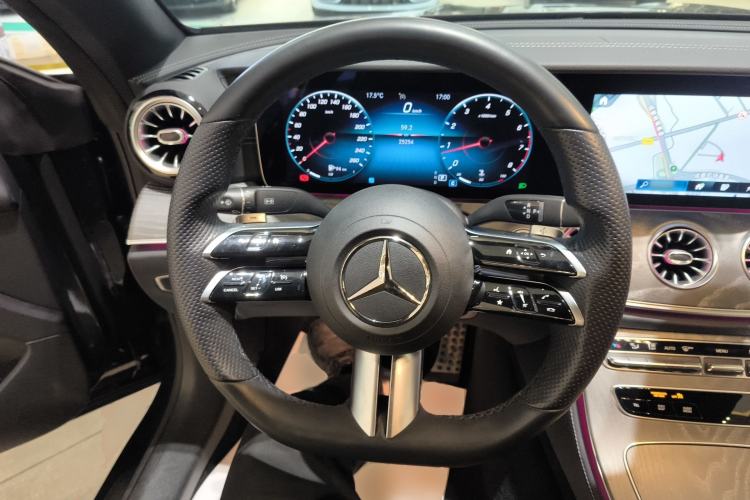 Used Mercedes-Benz E-Class 2021 Facelift E 260 Coupe Steering Wheel