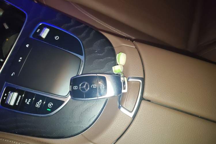 Used Mercedes-Benz E-Class 2021 Restyled E 260 Luxury Sports Edition Vehicle Key