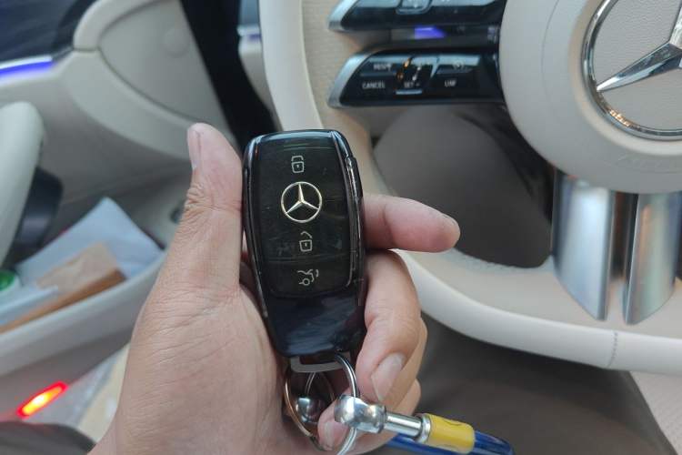 Used Mercedes-Benz E-Class 2021 E 300 L Sporty and Stylish Model Vehicle Key
