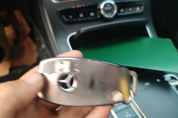 Used Mercedes-Benz E-Class 2021 Updated E 260 Fashion Sport Edition Vehicle Key