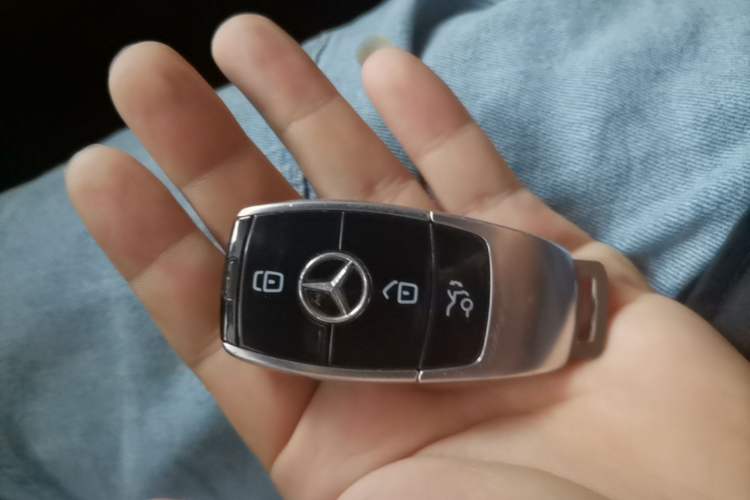 Used Mercedes-Benz E-Class 2021 E 300 L Sporty and Stylish Model Vehicle Key
