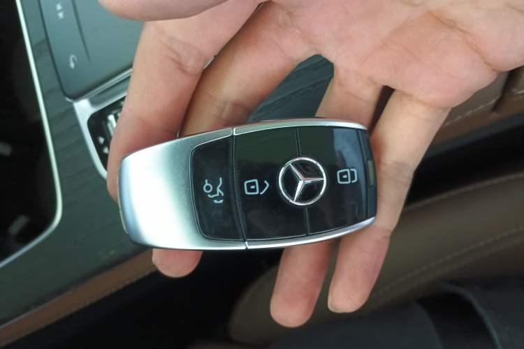 Used Mercedes-Benz E-Class 2021 Facelift E 260 L Sport Edition Vehicle Key